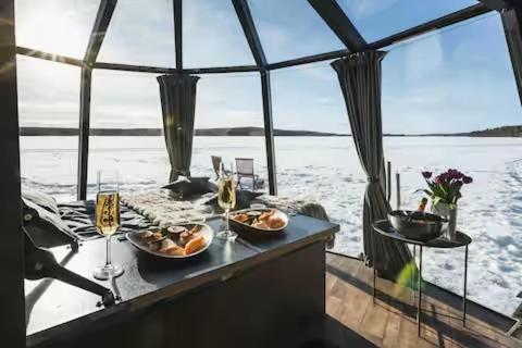 Skyfire Village Igloos Rovaniemi Exterior photo